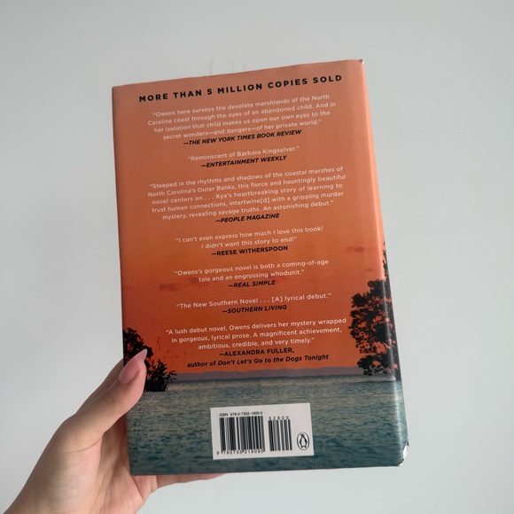 Where the Crawdads Sing by Delia Owens - Picture 2 of 2